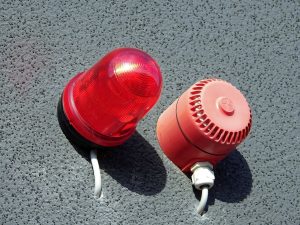 ¿Por qué no deberías tener alarmas de seguridad caseras?