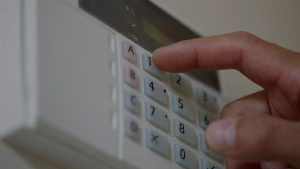Alarmas inalámbricas o cableadas, ¿cuál es la mejor opción?