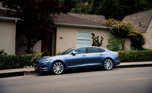 10 Consejos para evitar que roben tu automóvil en casa